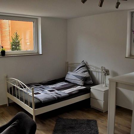 Ferienwohnungen Lamisto Am Waldesrand Neckartenzlingen Dış mekan fotoğraf