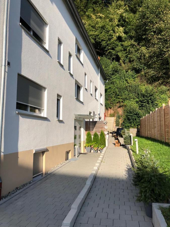 Ferienwohnungen Lamisto Am Waldesrand Neckartenzlingen Dış mekan fotoğraf