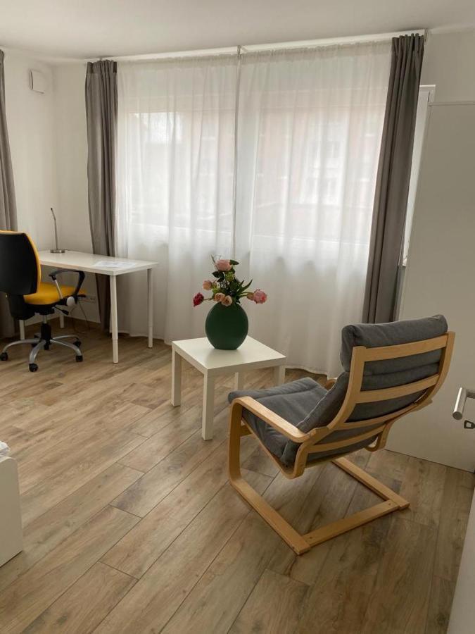 Ferienwohnungen Lamisto Am Waldesrand Neckartenzlingen Dış mekan fotoğraf