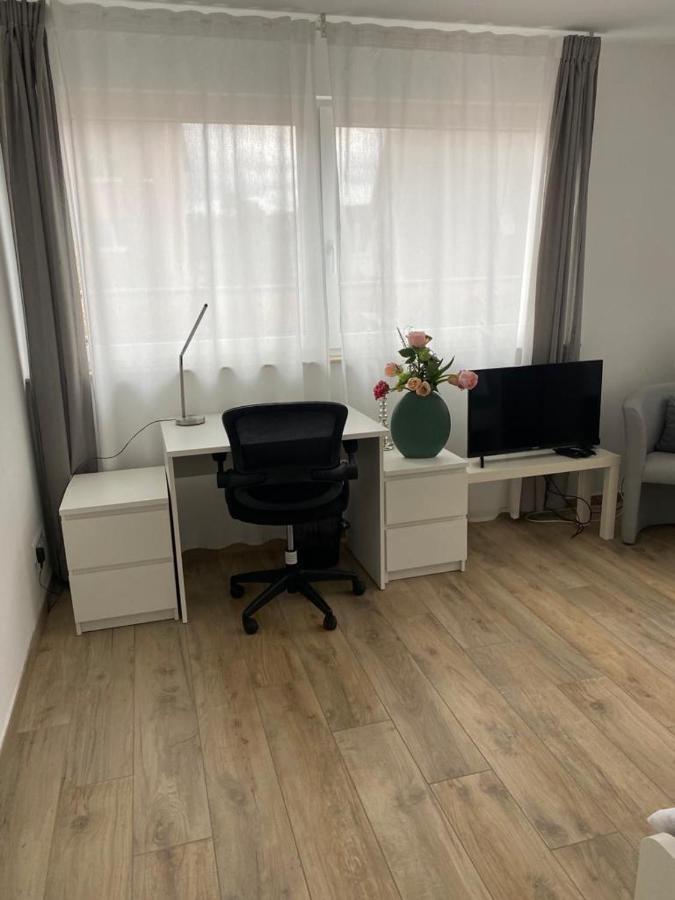Ferienwohnungen Lamisto Am Waldesrand Neckartenzlingen Dış mekan fotoğraf